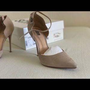 Schutz - high heel shoes